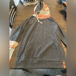 Ampersand Avenue hoodie size large